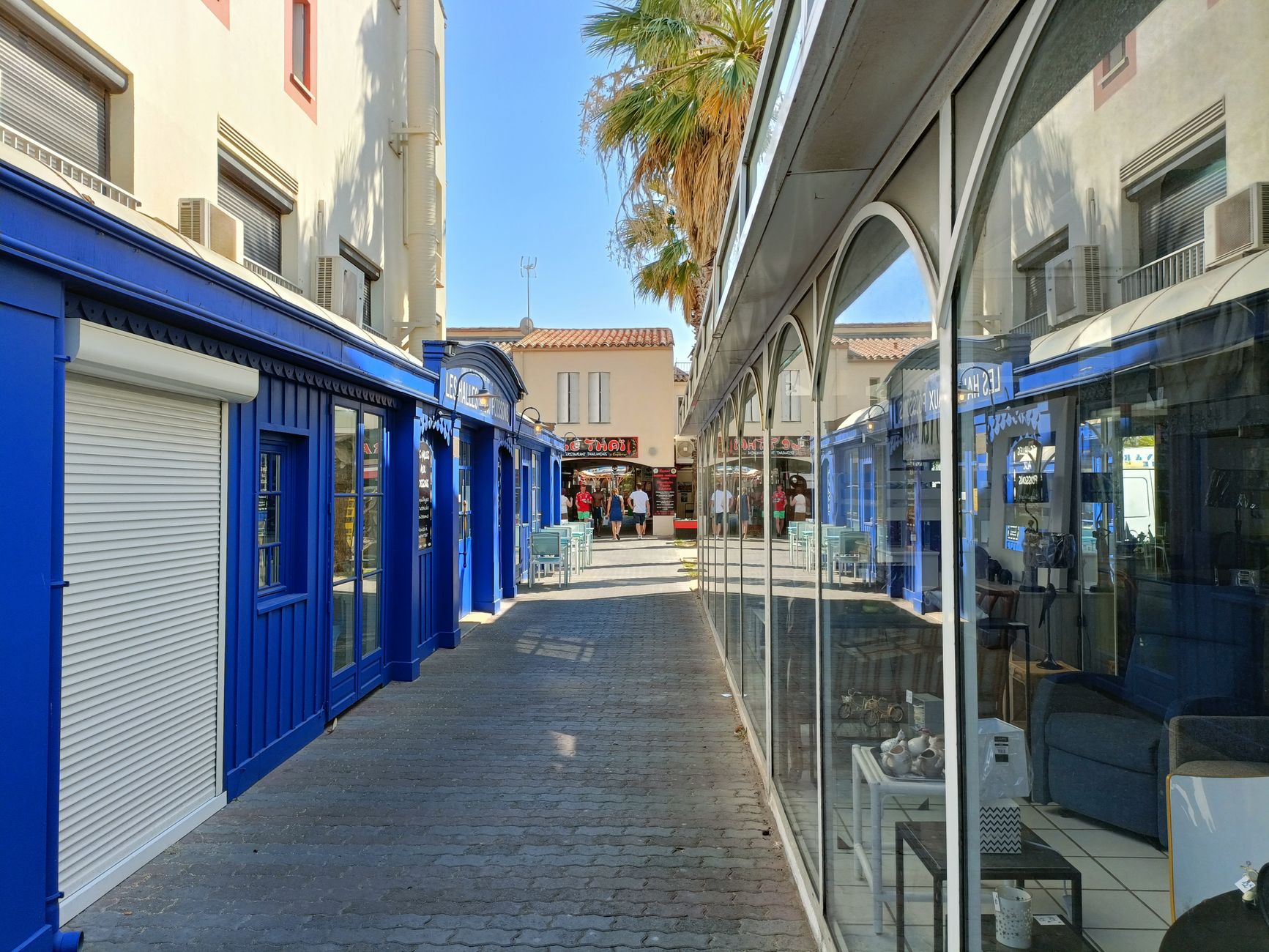 Agence immobilière commerciale équipe à Asnières-sur-Seine